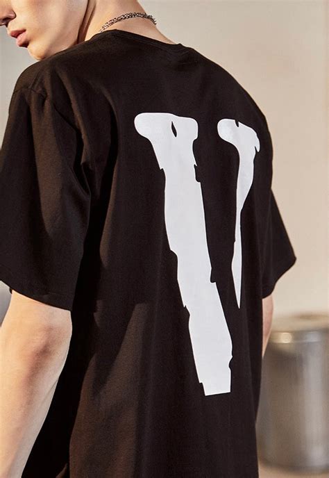 Vlone Reflective T-Shirt - Unisex – The Factory KL