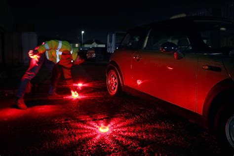 Amazon.com: Set of 3 Nordstrand LED Flares Emergency Roadside 9.1.1 Lights Flashing Road Beacon ...