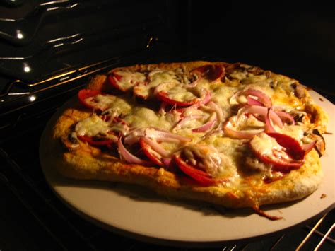 Recipes from 4EveryKitchen: Whole Wheat Pizza Dough - Bread machine version