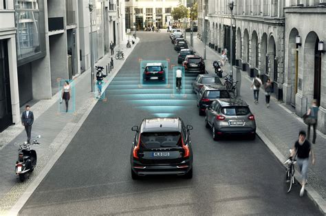 Volvo Demonstrates Active Safety Technologies in Sweden