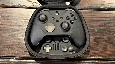 First Look: Xbox Elite Series 2 Controller - Thurrott.com