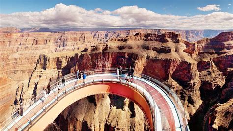 Grand Canyon, Enjoy It Over The Glass Bridge - Traveldigg.com