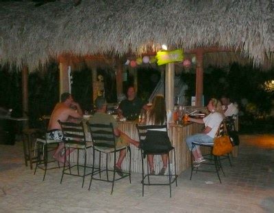 Tiki Bars in Delray, Tiki Bar in Delray, Delray Beach Bars