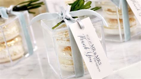 9 personalized wedding favors your guest will love - Reviewed