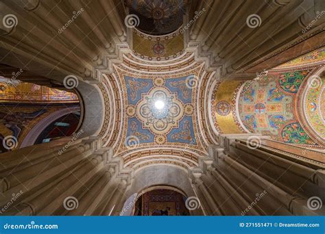 Interior View of the Cathedral Basilica of Saint Louis Editorial Photo ...