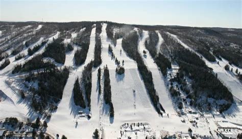 Skiing Available in Quebec This Weekend | First Tracks!! Online Ski ...
