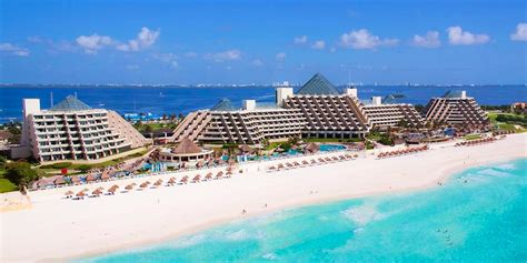 Paradisus Cancún All Inclusive Luxury Resort | AMOUR Getaways