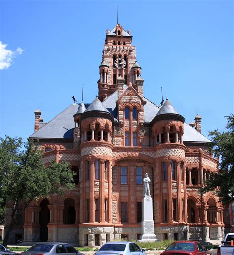 Ellis County Courthouse, Waxahachie : r/texas