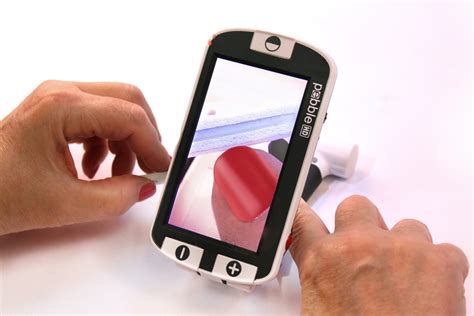 Pebble HD 4.3" Digital Handheld Magnifier