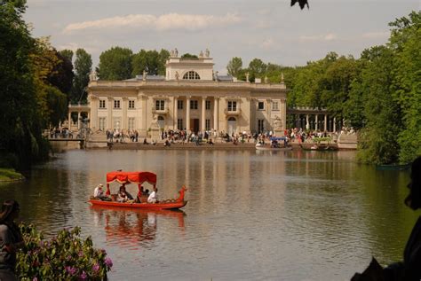 The Lazienki Park in Warsaw | Beauty of Poland