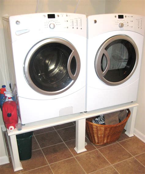 Savvy Chic Home: Easy Washer and Dryer Stand Tutorial