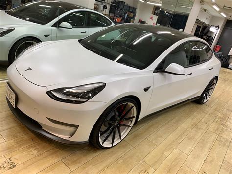 Tesla Model 3 White Brixton Forged WR3.2 Ultrasport+ Wheel | Wheel Front