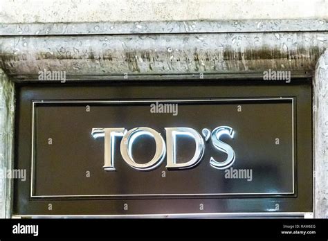 Tods logo hi-res stock photography and images - Alamy