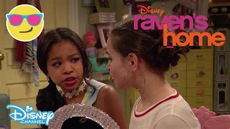 Raven's Home | SNEAK PEEK: Nia's Makeup Routine 💄 | Official Disney Channel UK - YouTube