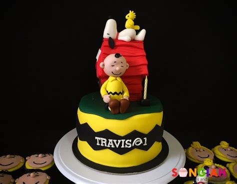 21+ Beautiful Image of Charlie Brown Birthday Cake - davemelillo.com ...