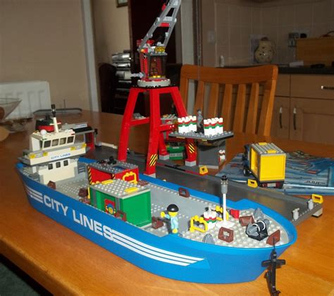 Lego 7994 City Harbour with Crane and Ship PLUS Lego 7992 Container ...