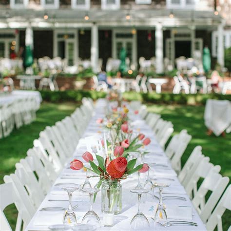 19 Wedding Venues That Are Perfect for a Spring Wedding