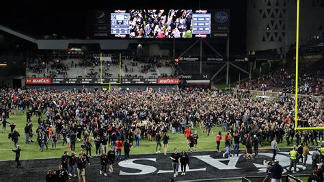 Cincinnati Bearcats football: Nippert Stadium to be at full capacity