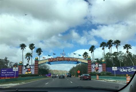 disney welcome sign | SuffolkHealthPsy