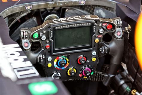 Ranked: All 10 steering wheels designs on the F1 2023 grid