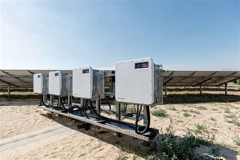 Distributed, modular or central utility solar PV inverters? It depends ...