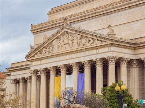 Overcast View of the National Archives Museum Editorial Photography ...