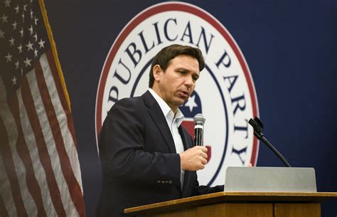 Ron DeSantis-Picked College Board Censured Over 'Unprofessional' Behavior - Newsweek