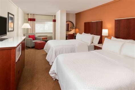 Boston Logan Airport Hotels | Four Points by Sheraton Boston Logan Airport