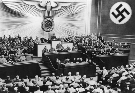 [Photo] Adolf Hitler giving a speech to the Reichstag, Kroll Opera ...