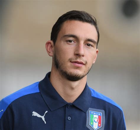 Matteo Darmian To Begin Training With Inter Squad On Monday, Italian ...