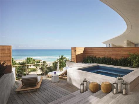 19 Best Oceanfront Hotels South Beach Miami - Florida Vacationers