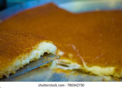 1,428 Kunafa With Nuts Images, Stock Photos & Vectors | Shutterstock