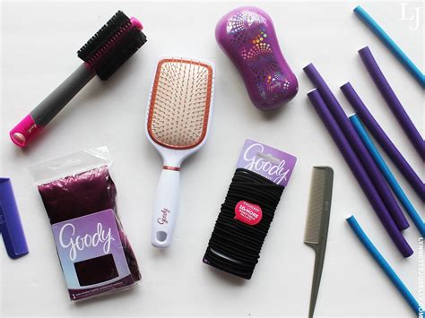 Lynnette Joselly: The Best Tools for Detangling Curly Hair