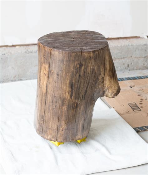 Make a Tree Stump Side Table