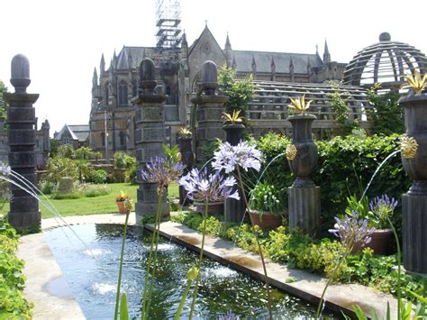 Ernie and I: Arundel Castle Gardens