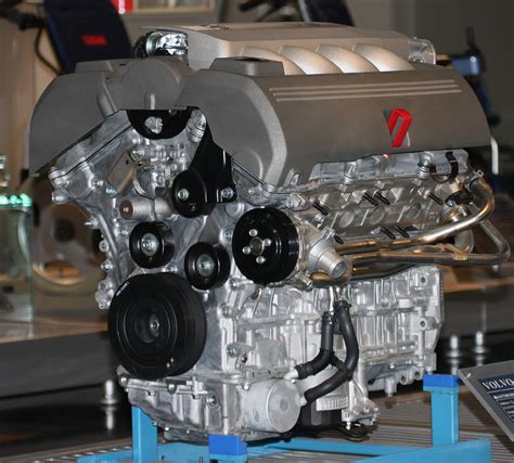 File:2005 Volvo V8 engine.jpg - Wikipedia