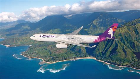 Hawaiian Airlines CEO to retire in March, replacement named