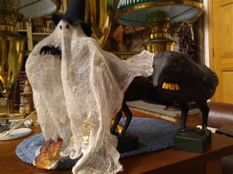 Raven Ghost - Pat Gullett Designs: Howling Moon Studio