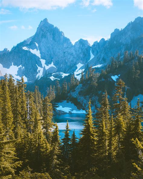 Alpine summers in the Cascade Range, Washington State [OC] [3201 x 4000 ...