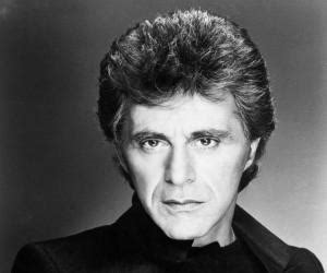 Frankie Valli Biography, Birthday. Awards & Facts About Frankie Valli