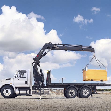 Truck-mounted crane - X-CLX 398 - Hiab - boom / top-slewing / construction