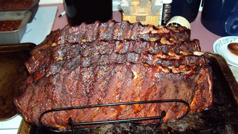 Low n Slow BBQ: Smoked St. Louis style ribs