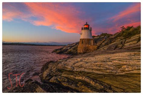 Castle Hill Light | The Castle Hill Lighthouse on a beautifu… | Flickr