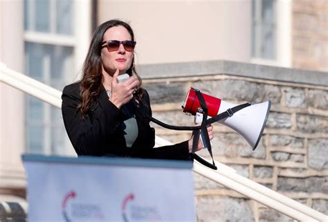 Penn State: Hundreds protest COVID vaccine mandates | Centre Daily Times