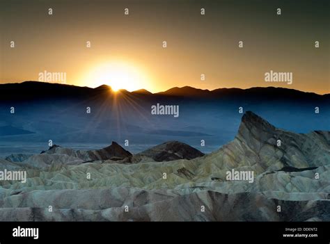 Zabriskie point sunset hi-res stock photography and images - Alamy