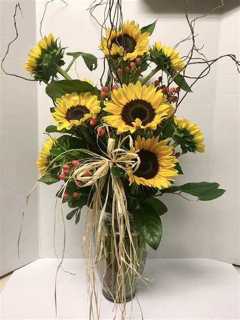 Check out our gorgeous "Sunflower Dreams" Arrangement on o… | Sunflower floral arrangements ...