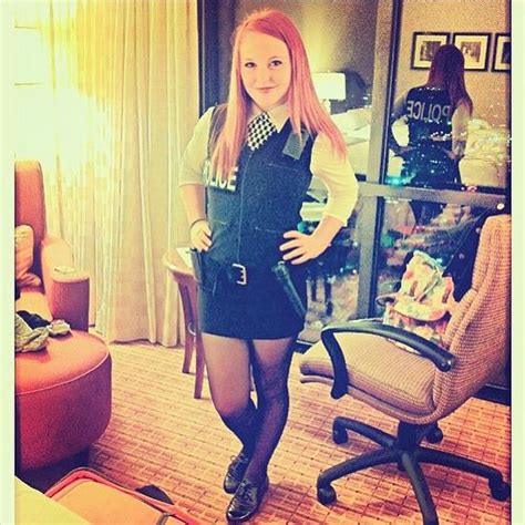 My first Dragon*Con as Kissogram Amy Pond : r/doctorwho