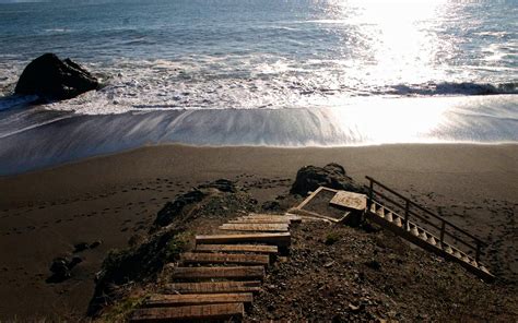 Black Sands Beach / Northern California / California // World Beach Guide