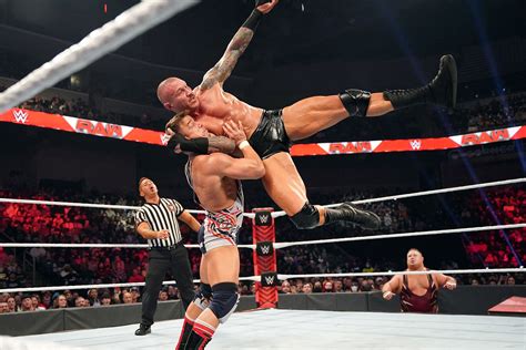 There's No Coming Back From These Top Finishing Moves In WWE | Amalito