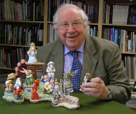 BBC’s Henry Sandon to value antiques at Lichfield Garrick – Lichfield Live